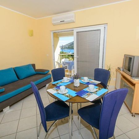 Apartments Anton Винишче Экстерьер фото
